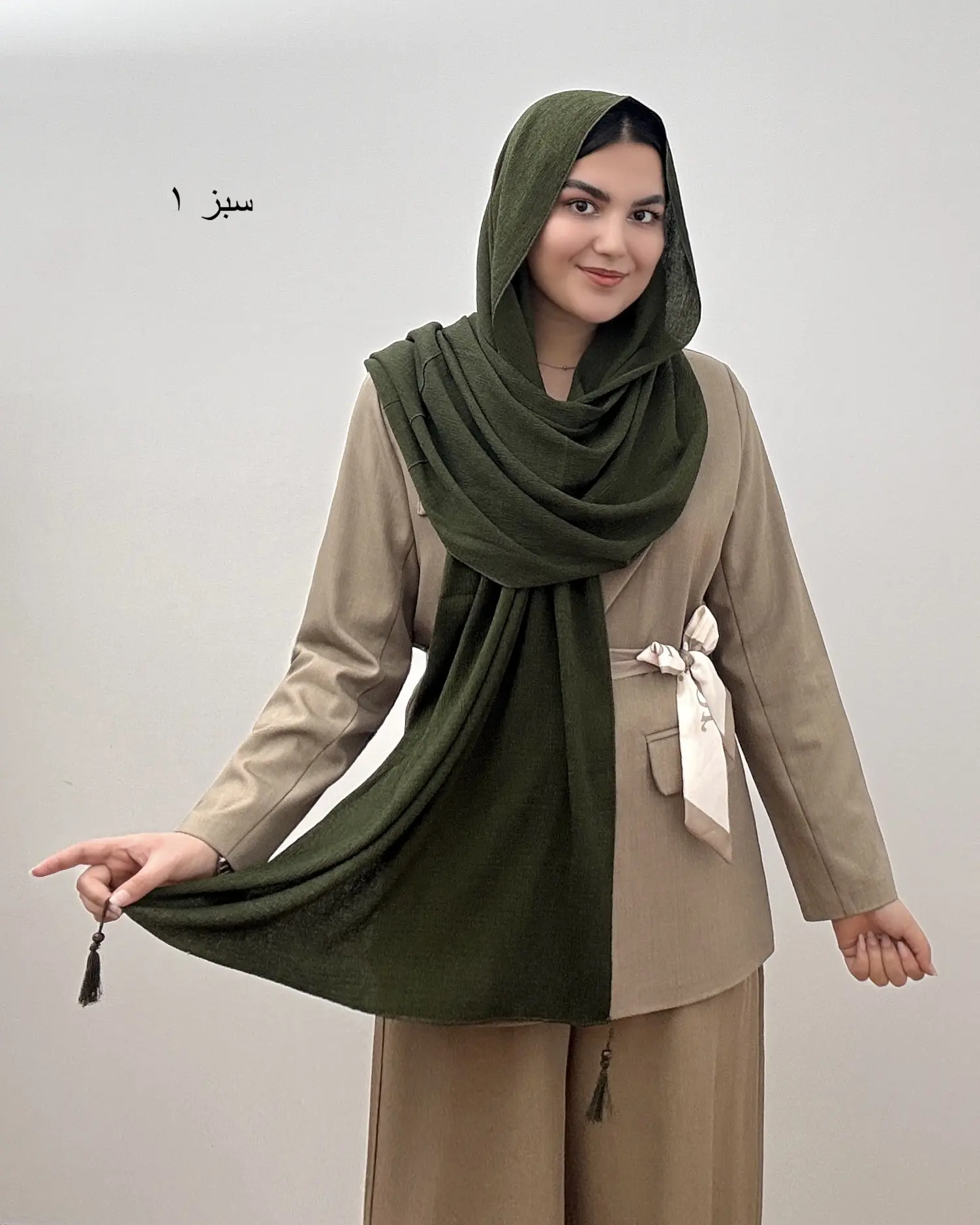 شال زنانه برشکا منگوله دار